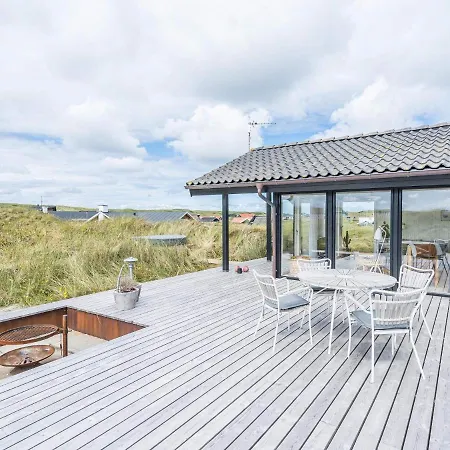 Holiday Lxxiv * Hvide Sande